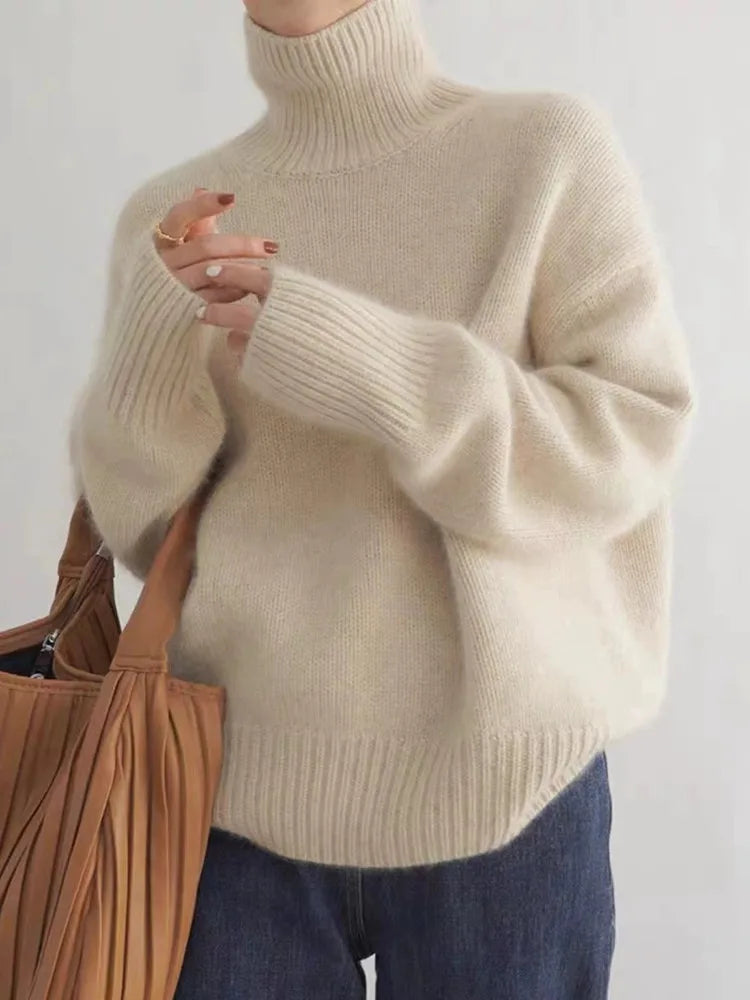 LENA – COMFORTABLE TURTLENECK