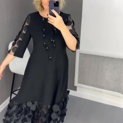 OVERSIZED LONG DRESS WITH DECORATION – ELEGANCE AND COMFORT COMBINED